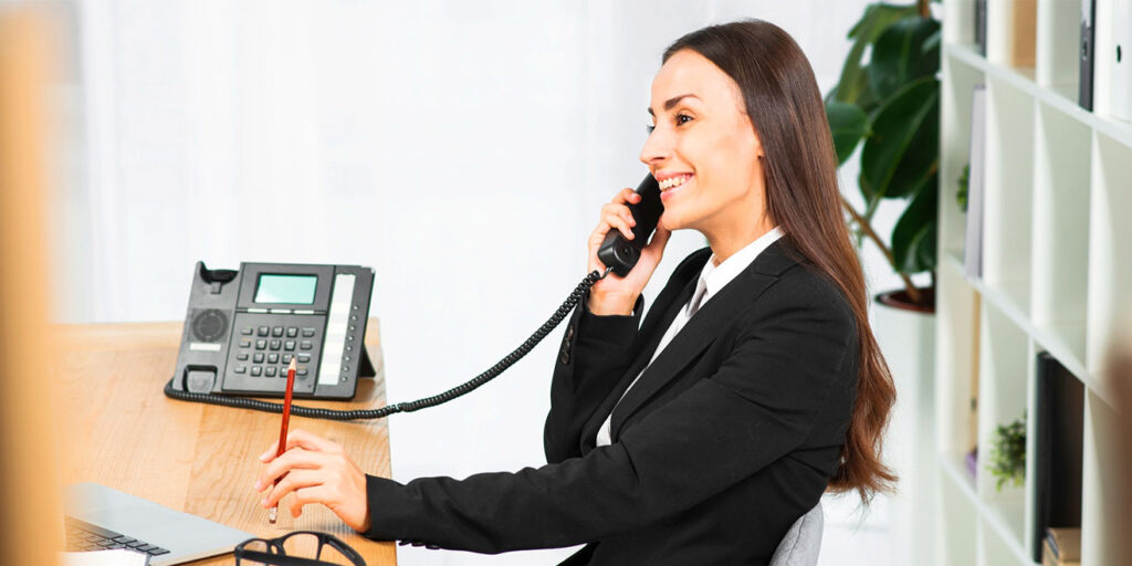 What Advantage Do Answering Services Have Over Answering Machines?