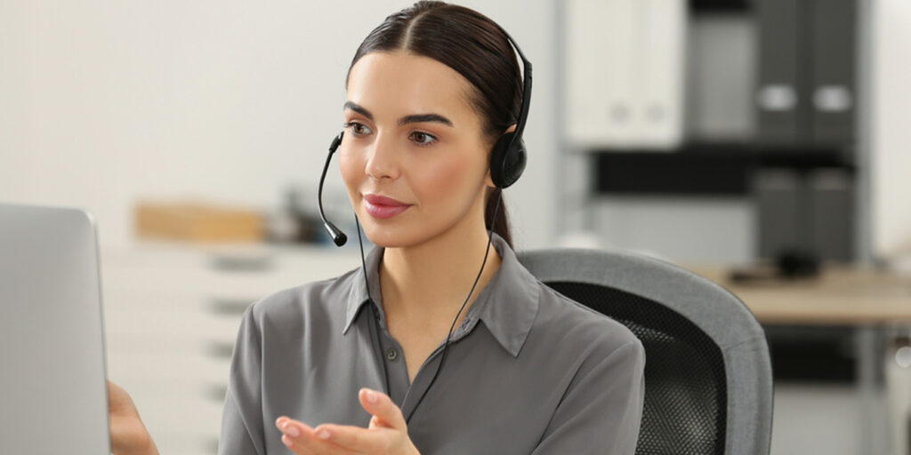Answering Services Vs. Call Center Services: Which One Suits Your Business?